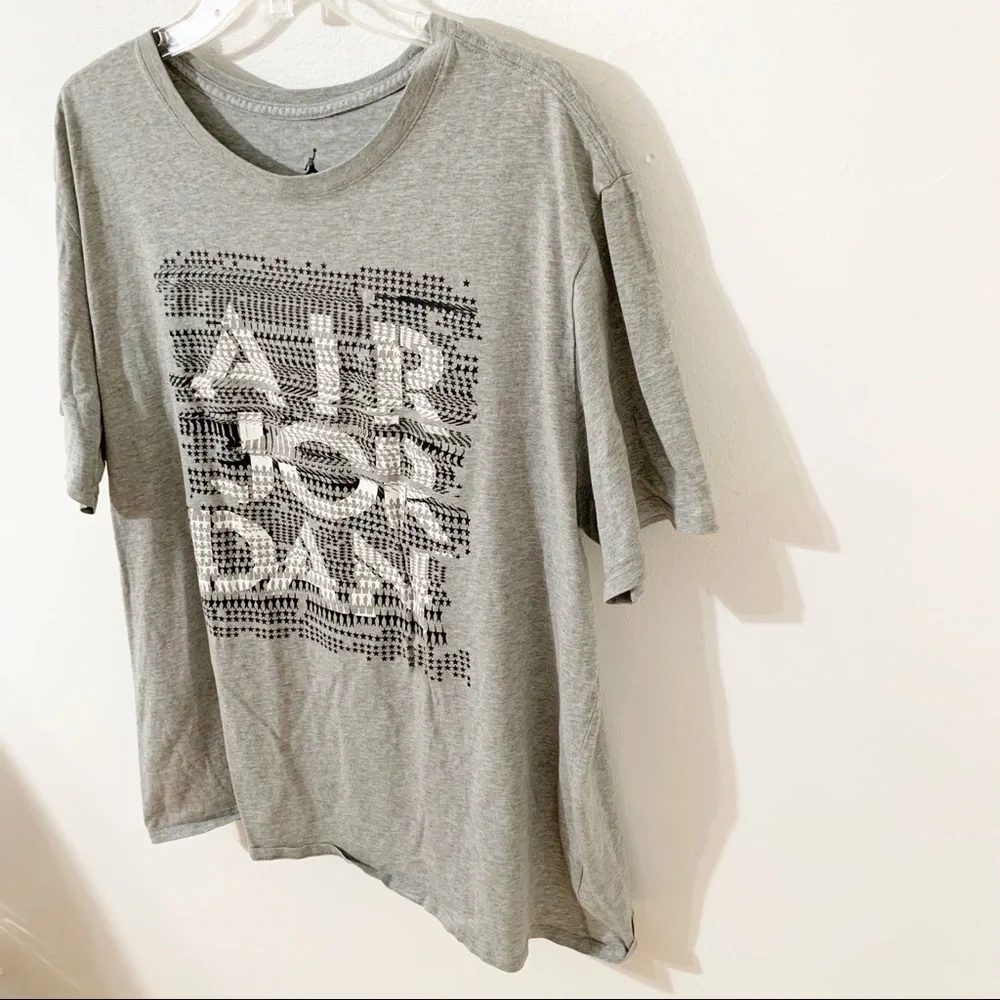 Air Jordan Gray Graphic T-Shirt Men’s Cotton Crewneck Short Sleeve Tee Size XXL